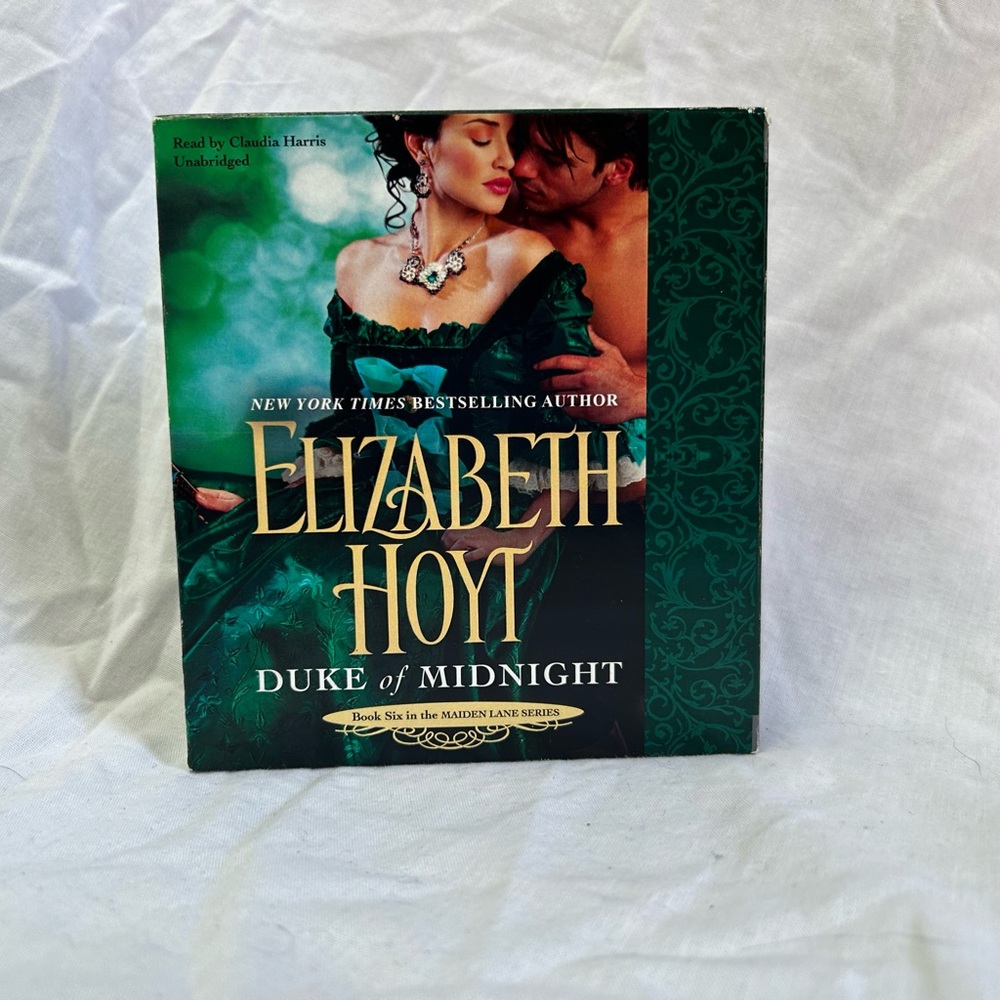Elizabeth Hoyt Duke of Midnight Audiobook CDs